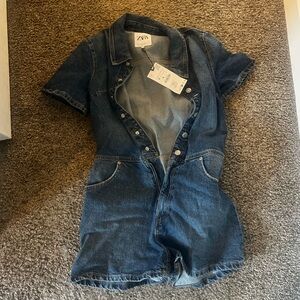 Brand new Zara denim jumpsuit size medium/6